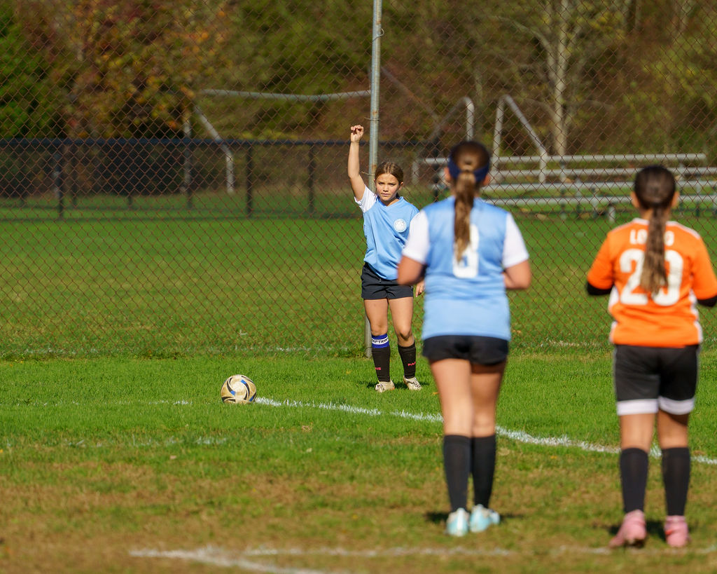 North Fork United players beginning a soccer match